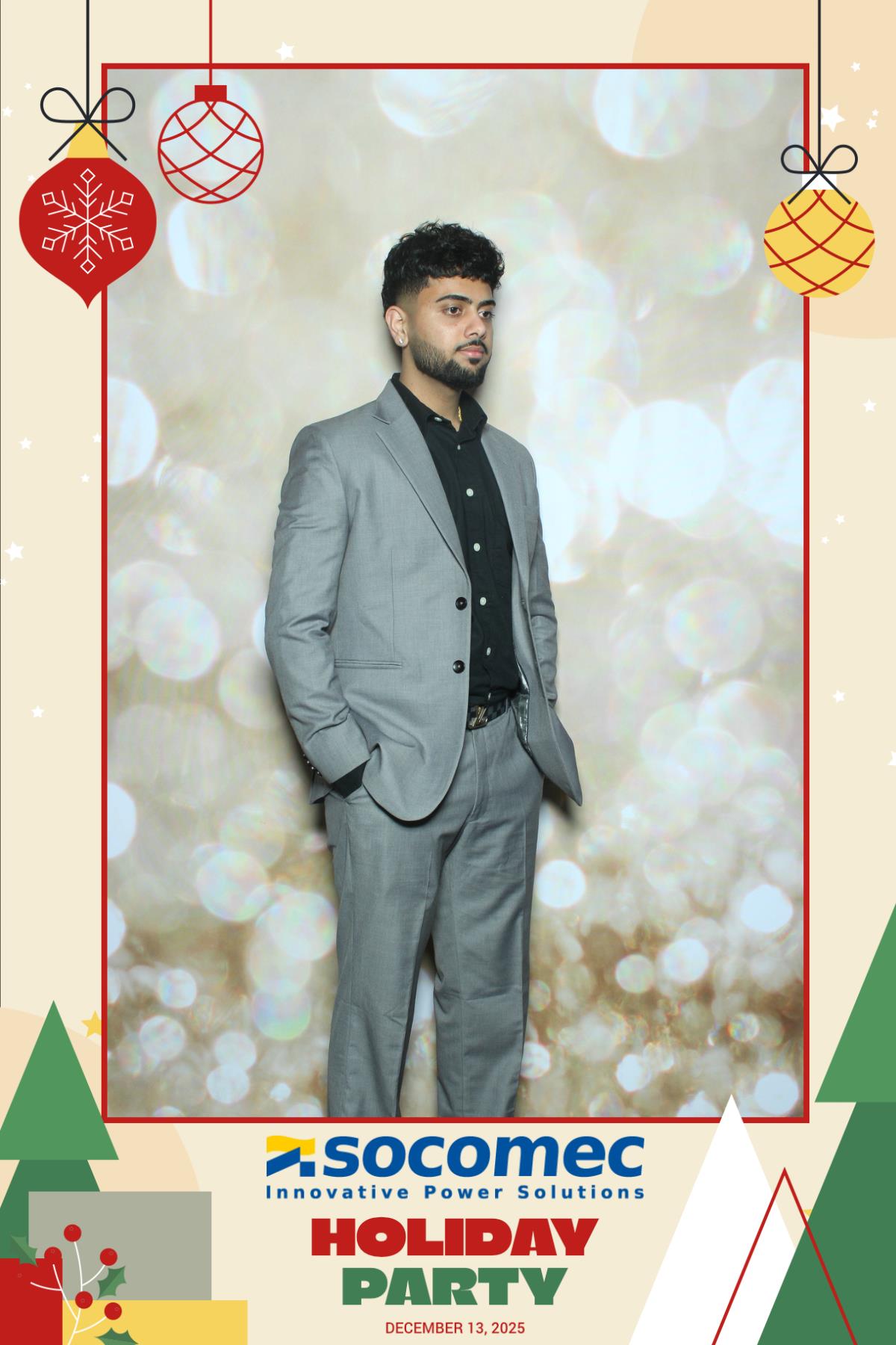 Powersmiths Holiday Party | View more photos from the event at gallery.myselfiemirror.ca/u/romanmyselfiemirrorca/Powersmiths-Holiday-Party-0