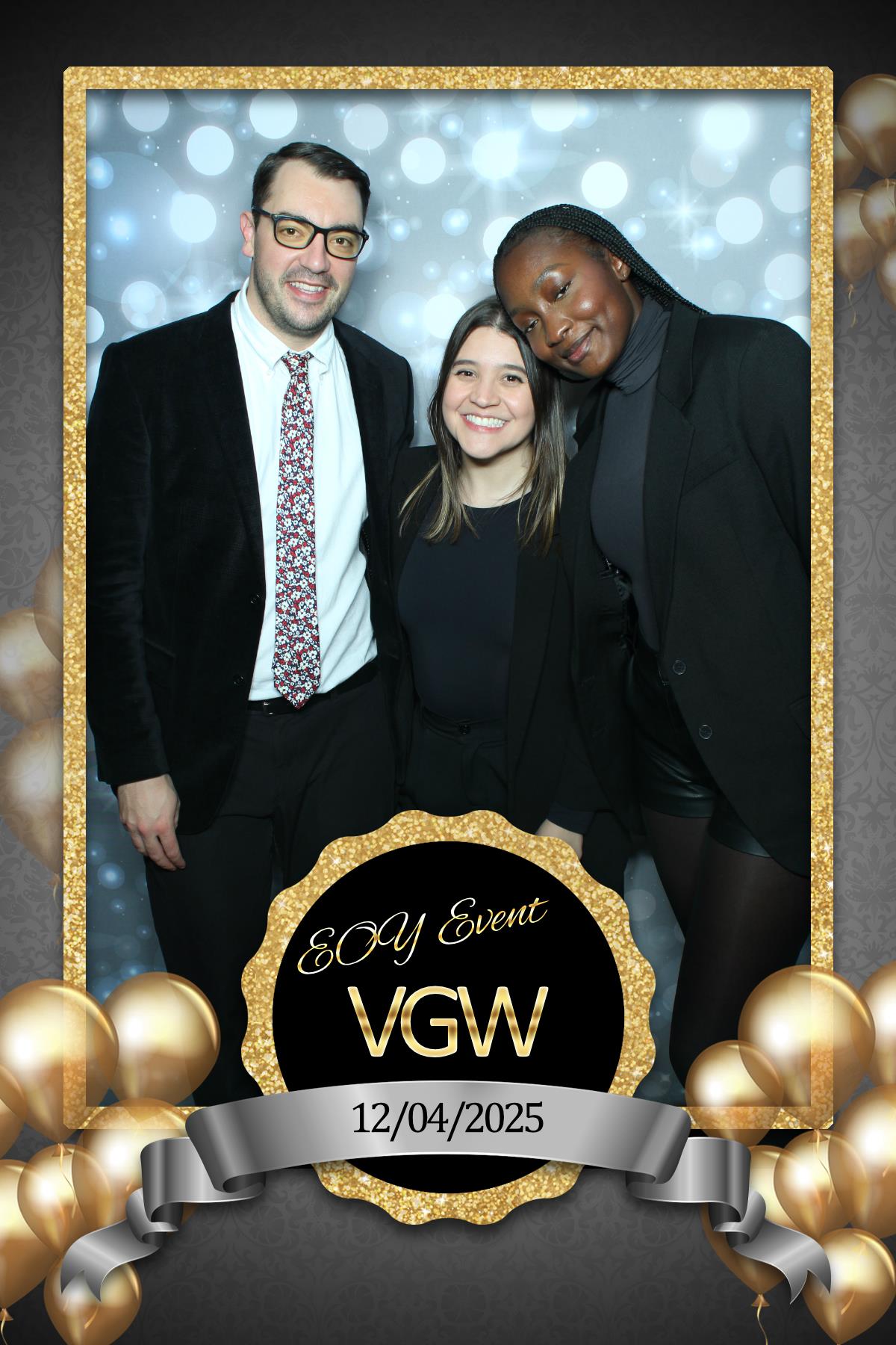 VGW End of Year Party | View more photos from the event at gallery.myselfiemirror.ca/u/romanmyselfiemirrorca/VGW-End-of-Year-Party-0
