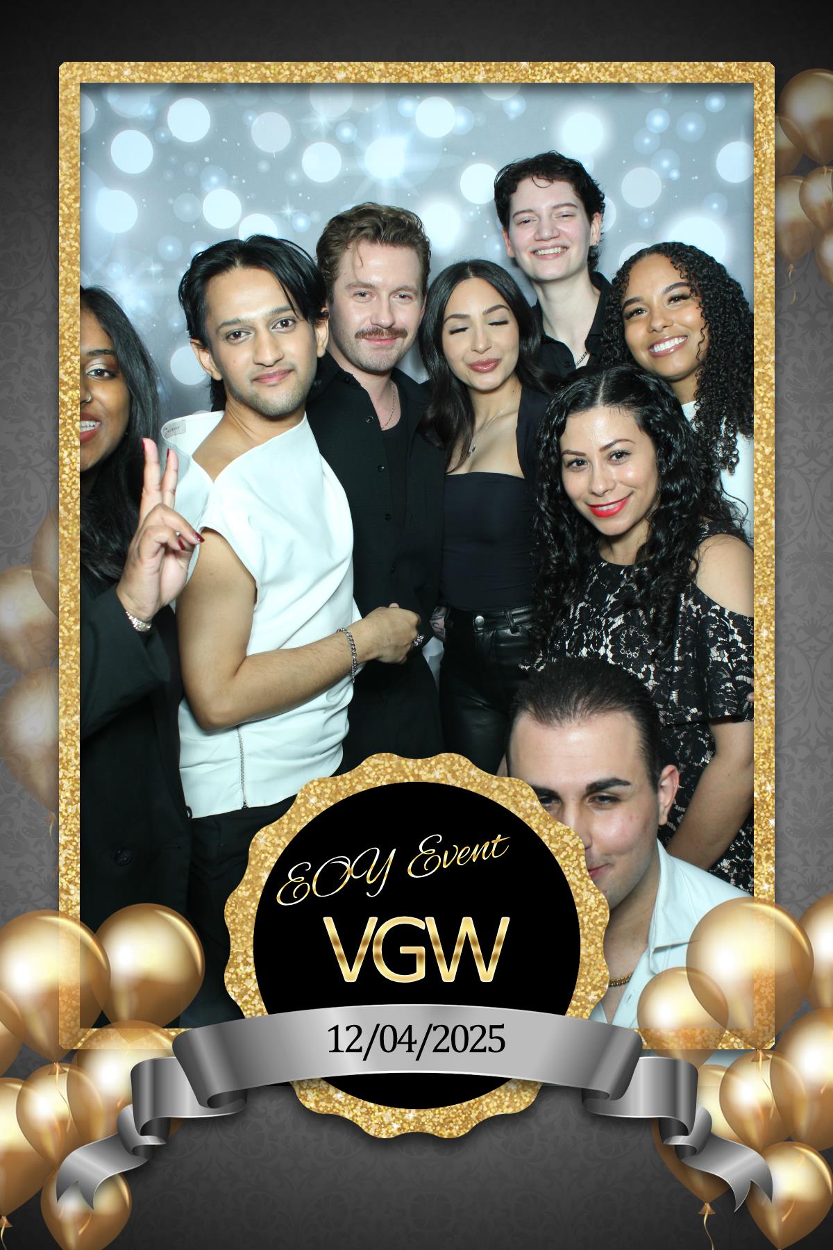 VGW End of Year Party | View more photos from the event at gallery.myselfiemirror.ca/u/romanmyselfiemirrorca/VGW-End-of-Year-Party-0