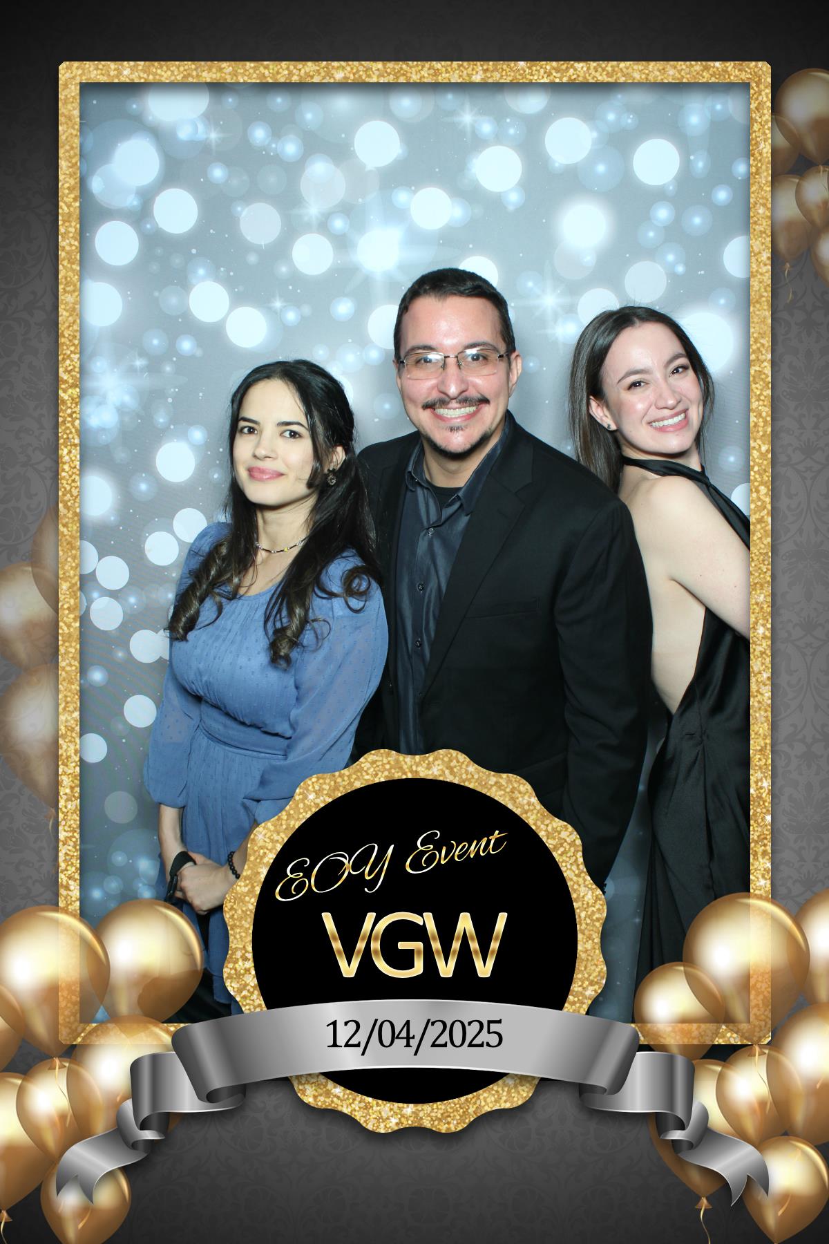 VGW End of Year Party | View more photos from the event at gallery.myselfiemirror.ca/u/romanmyselfiemirrorca/VGW-End-of-Year-Party-0