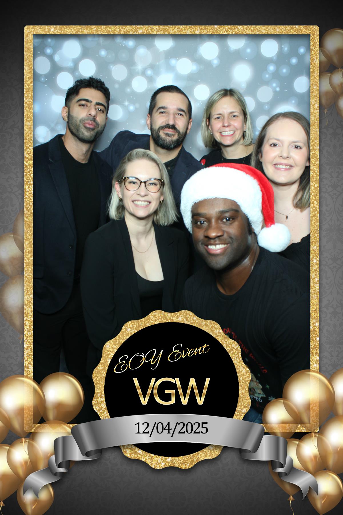 VGW End of Year Party | View more photos from the event at gallery.myselfiemirror.ca/u/romanmyselfiemirrorca/VGW-End-of-Year-Party-0