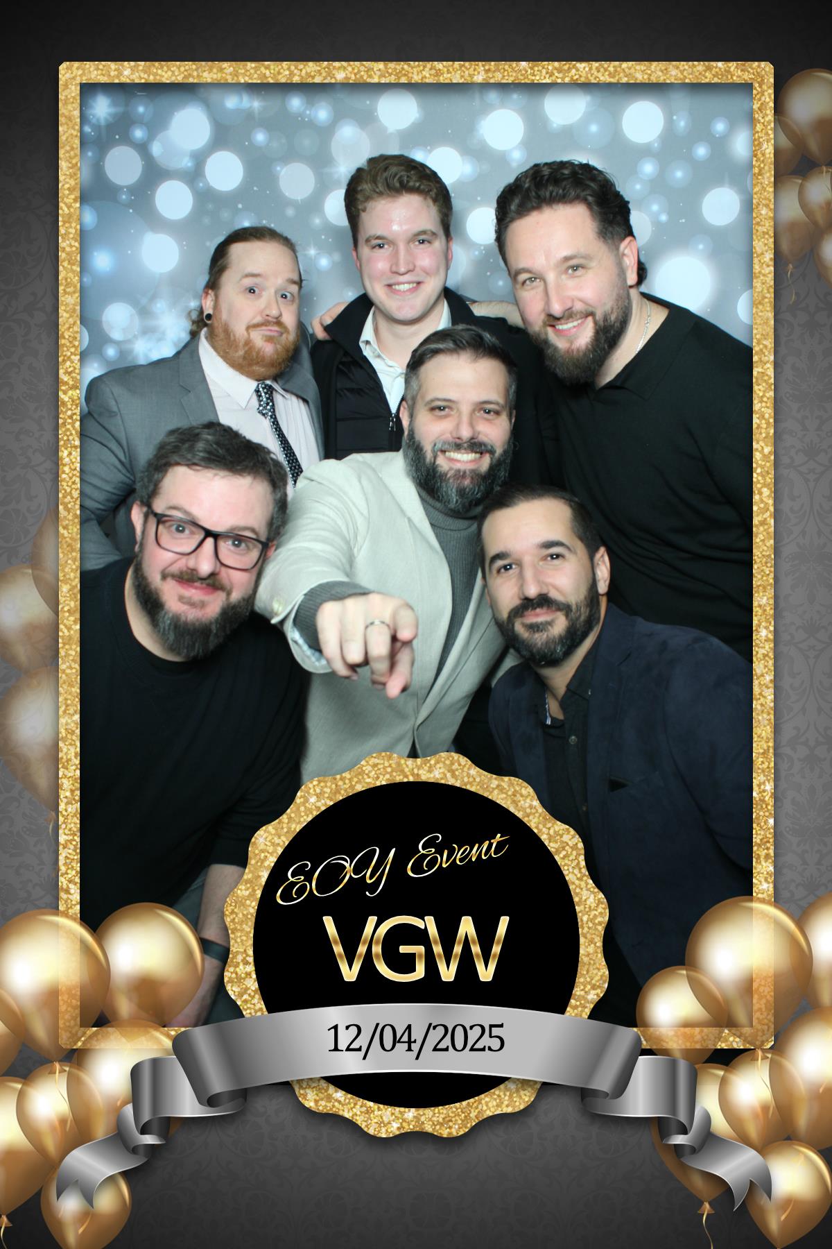 VGW End of Year Party | View more photos from the event at gallery.myselfiemirror.ca/u/romanmyselfiemirrorca/VGW-End-of-Year-Party-0
