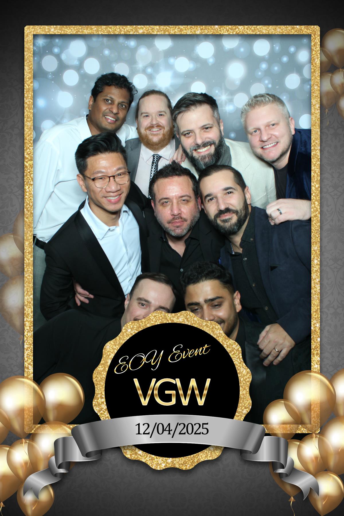 VGW End of Year Party | View more photos from the event at gallery.myselfiemirror.ca/u/romanmyselfiemirrorca/VGW-End-of-Year-Party-0