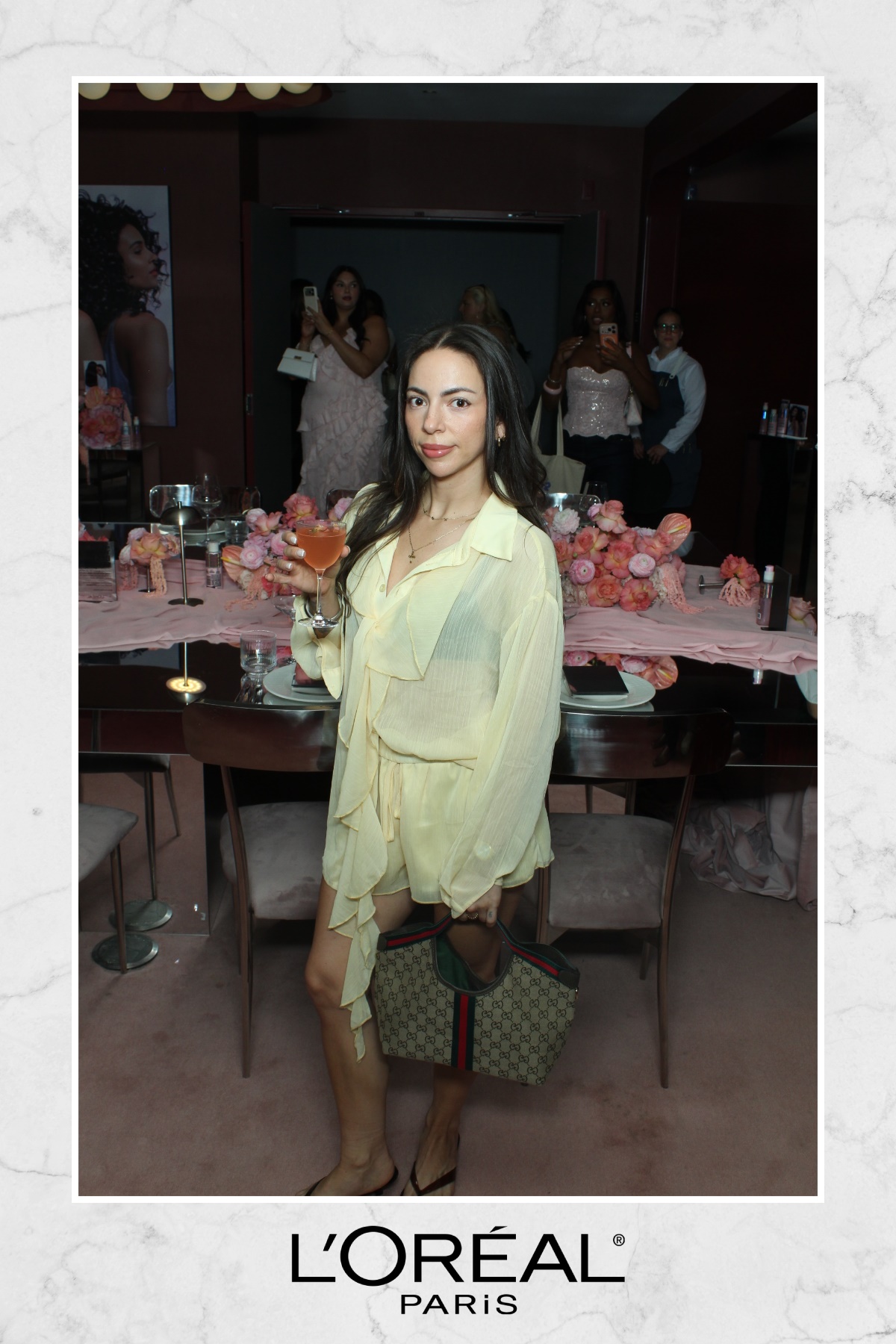 L’Oréal Paris Intimate Influencer Moment | View more photos from the event at gallery.myselfiemirror.ca/u/romanmyselfiemirrorca/L’Oréal-Paris-Intimate-Influencer-Moment