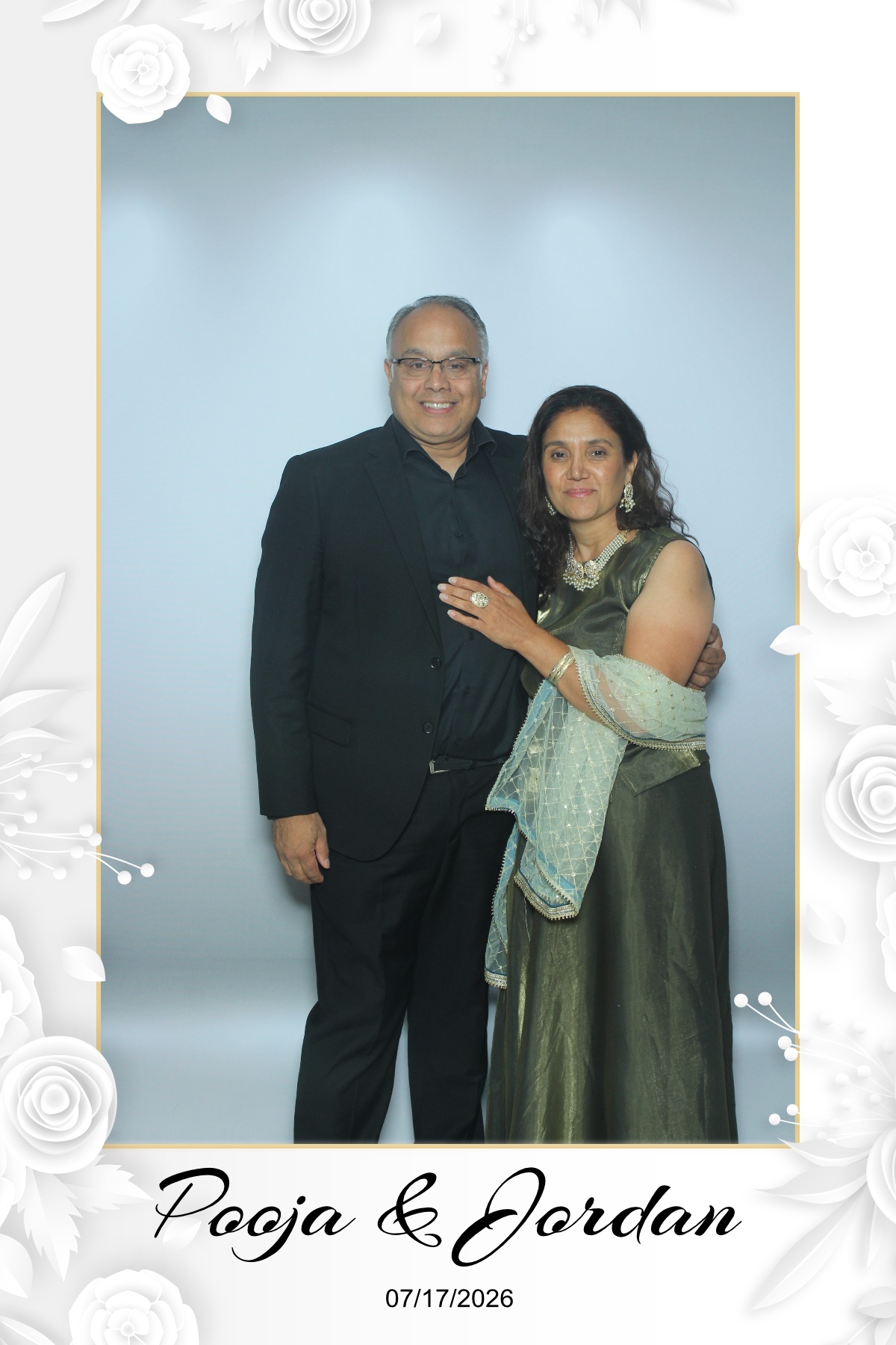 Pooja & Jordan | View more photos from the event at gallery.myselfiemirror.ca/u/romanmyselfiemirrorca/Pooja-Jordan