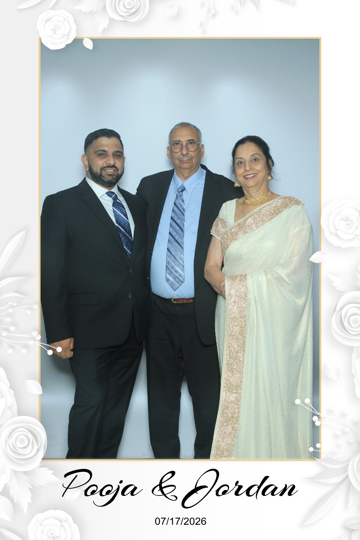 Pooja & Jordan | View more photos from the event at gallery.myselfiemirror.ca/u/romanmyselfiemirrorca/Pooja-Jordan