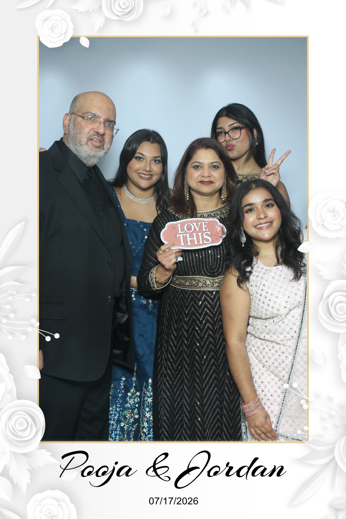 Pooja & Jordan | View more photos from the event at gallery.myselfiemirror.ca/u/romanmyselfiemirrorca/Pooja-Jordan