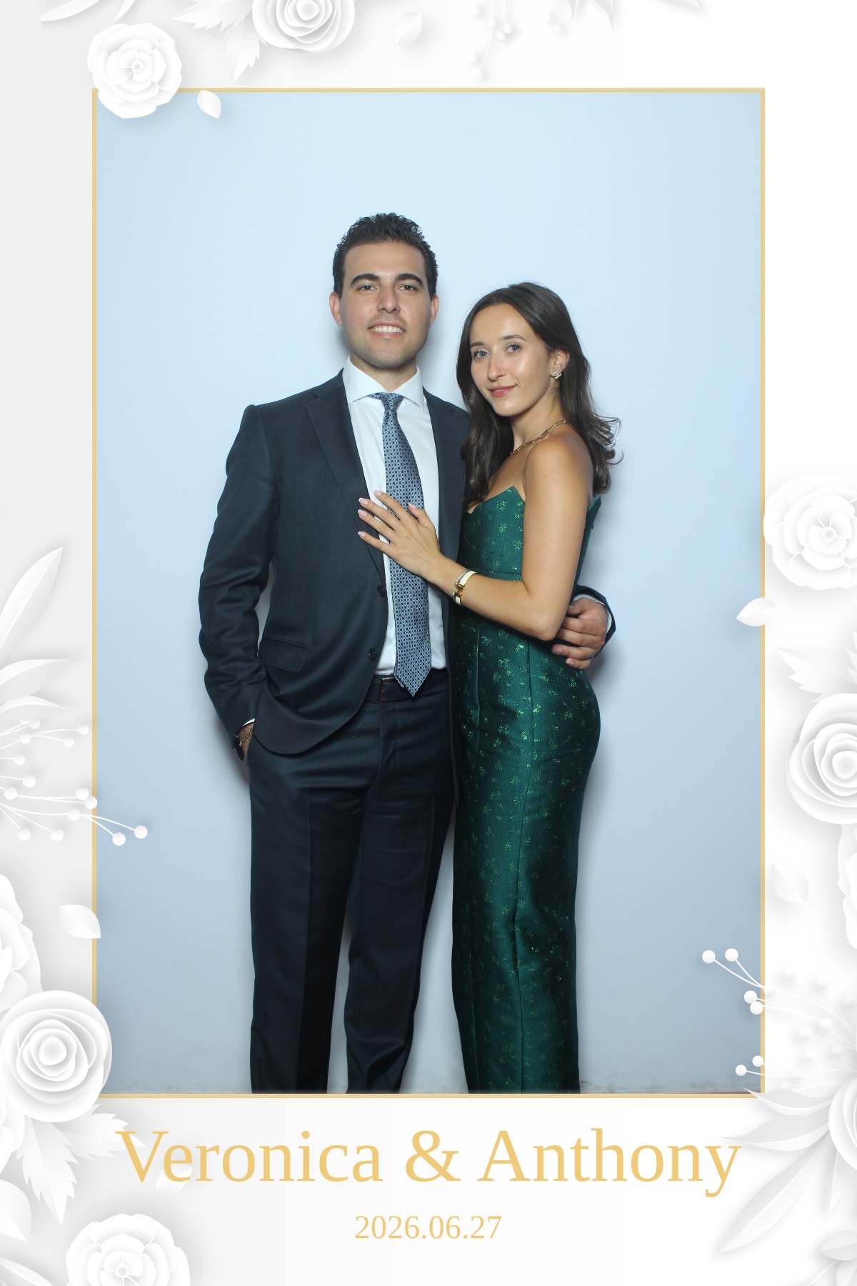Veronica & Anthony | View more photos from the event at gallery.myselfiemirror.ca/u/romanmyselfiemirrorca/Veronica-Anthony