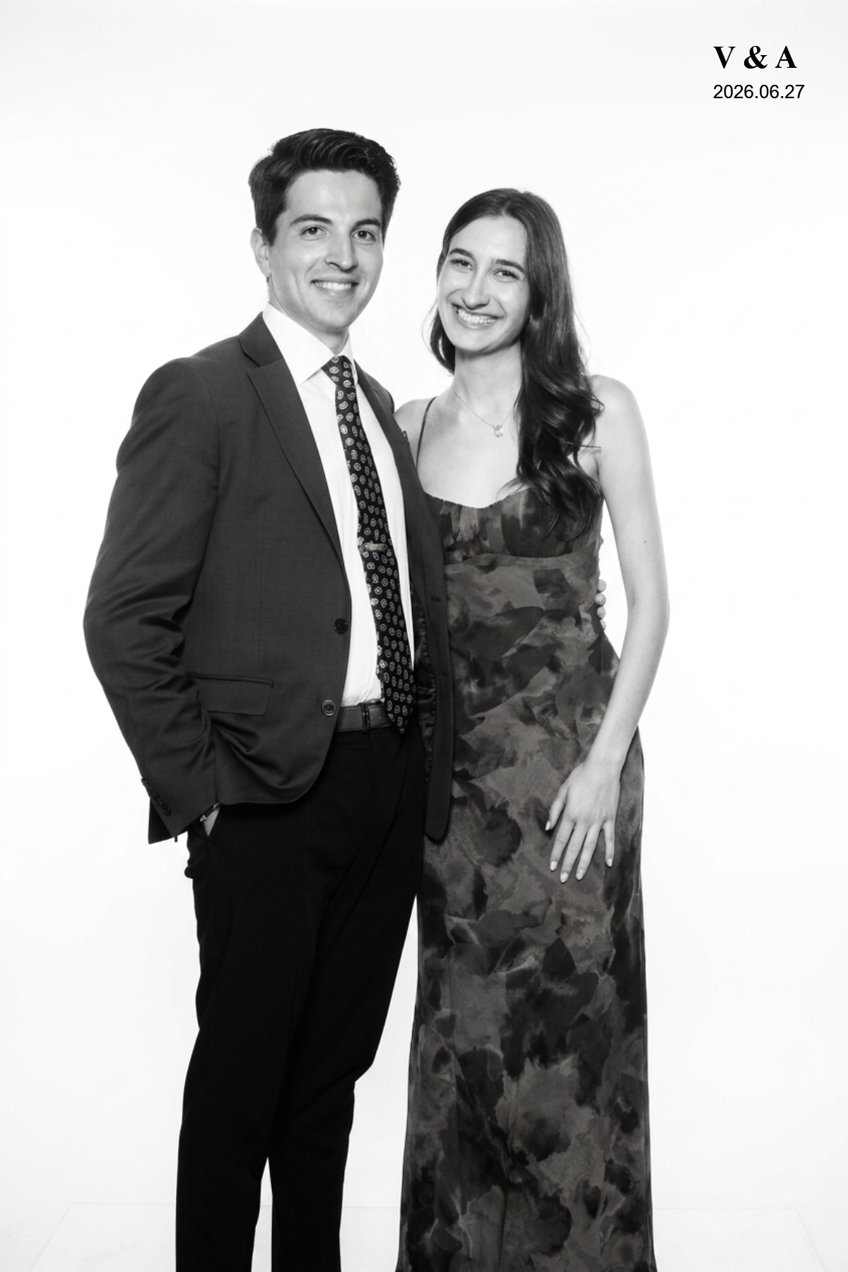 Veronica & Anthony | View more photos from the event at gallery.myselfiemirror.ca/u/romanmyselfiemirrorca/Veronica-Anthony