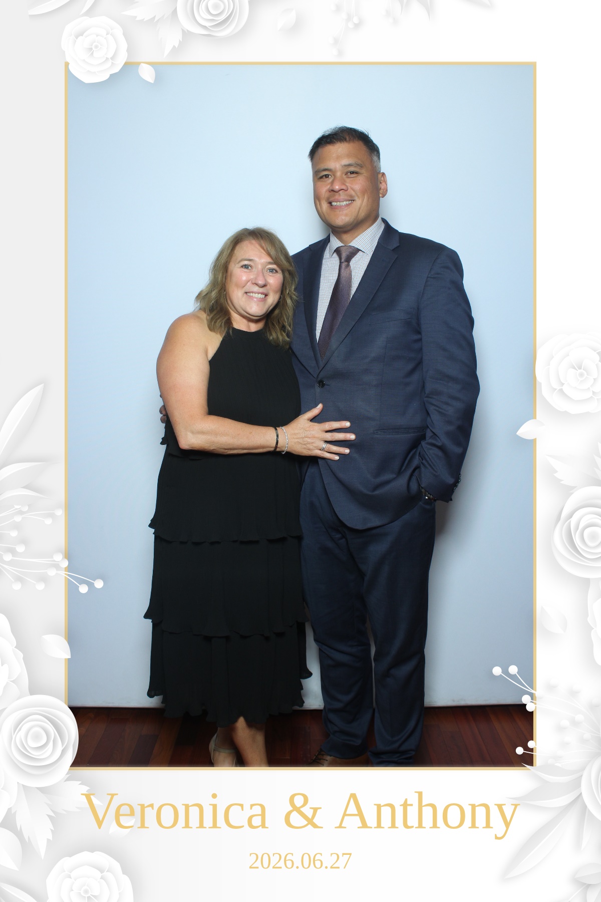 Veronica & Anthony | View more photos from the event at gallery.myselfiemirror.ca/u/romanmyselfiemirrorca/Veronica-Anthony