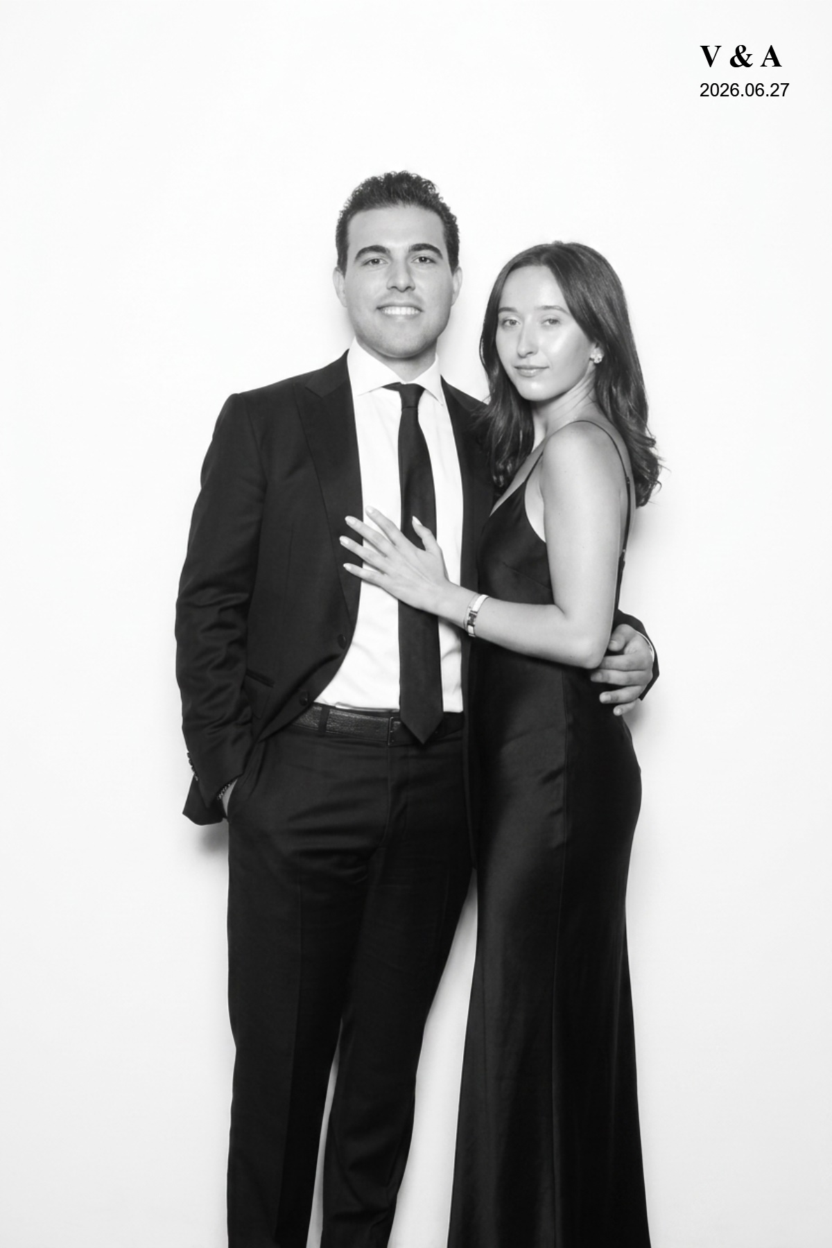 Veronica & Anthony | View more photos from the event at gallery.myselfiemirror.ca/u/romanmyselfiemirrorca/Veronica-Anthony