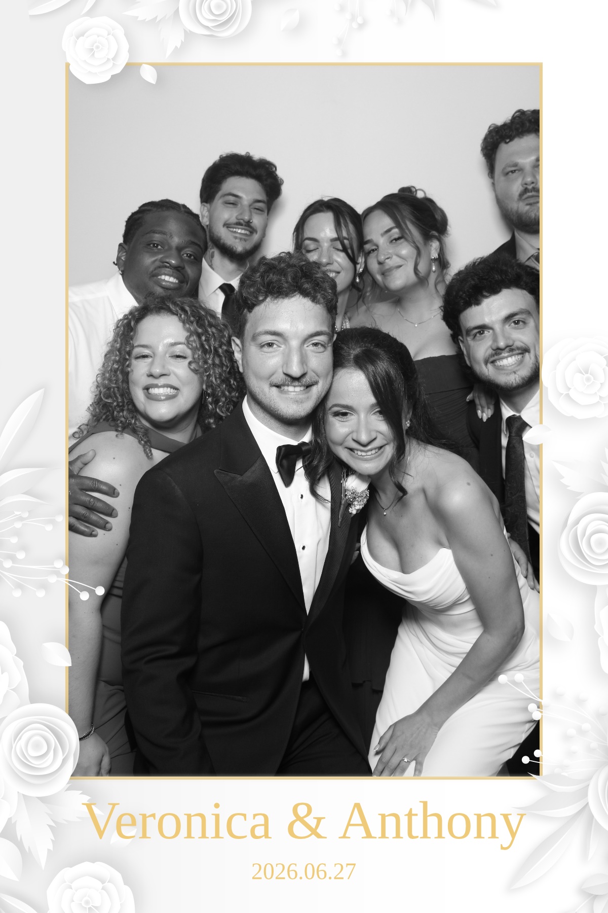 Veronica & Anthony | View more photos from the event at gallery.myselfiemirror.ca/u/romanmyselfiemirrorca/Veronica-Anthony