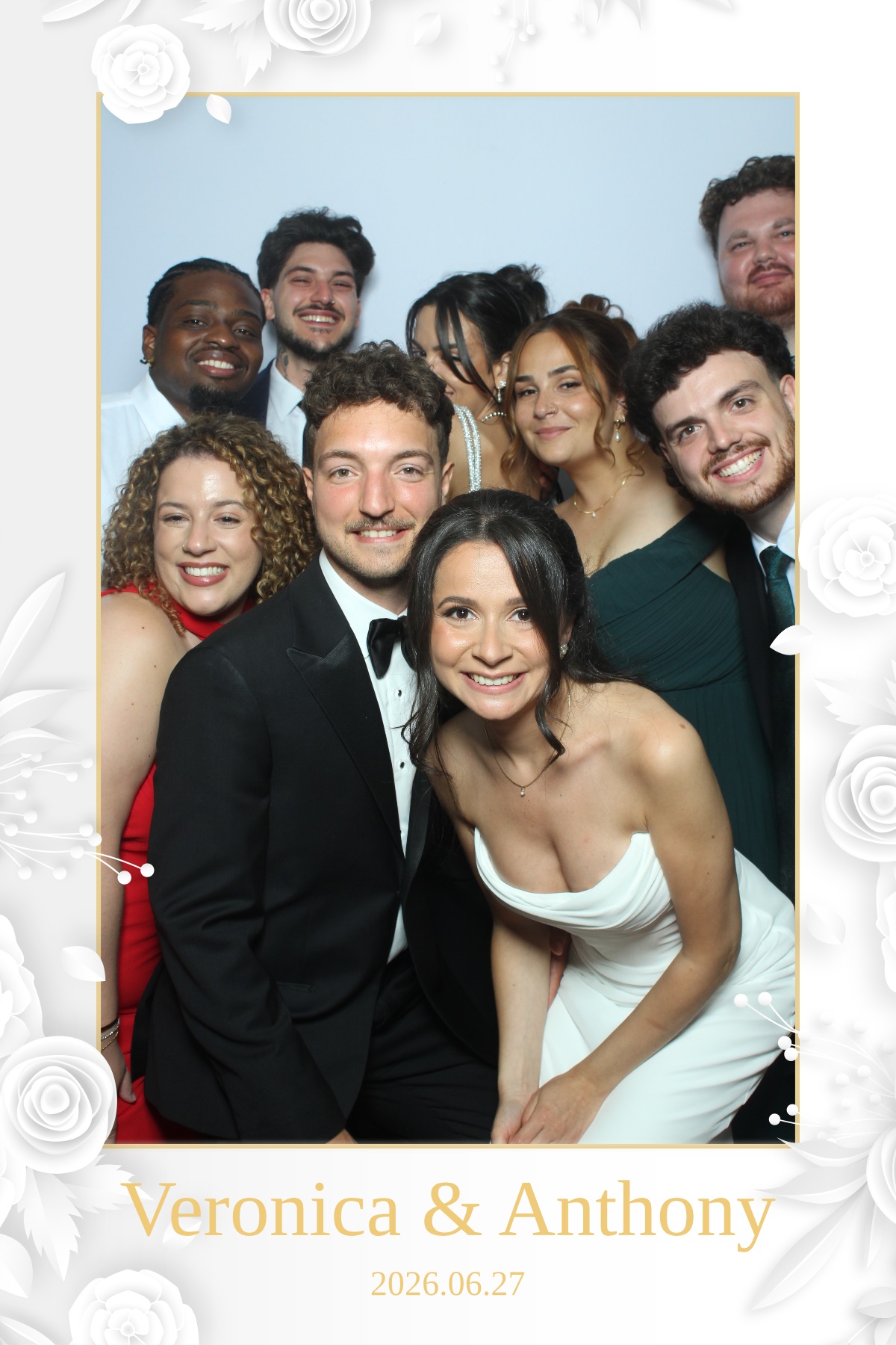 Veronica & Anthony | View more photos from the event at gallery.myselfiemirror.ca/u/romanmyselfiemirrorca/Veronica-Anthony