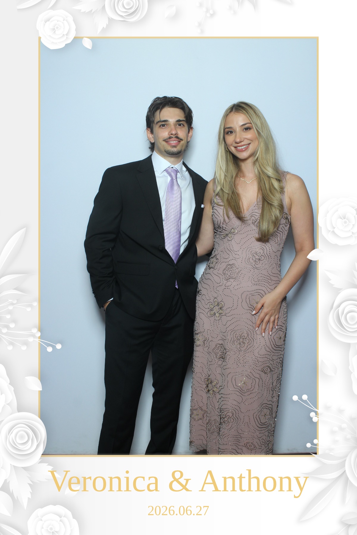 Veronica & Anthony | View more photos from the event at gallery.myselfiemirror.ca/u/romanmyselfiemirrorca/Veronica-Anthony