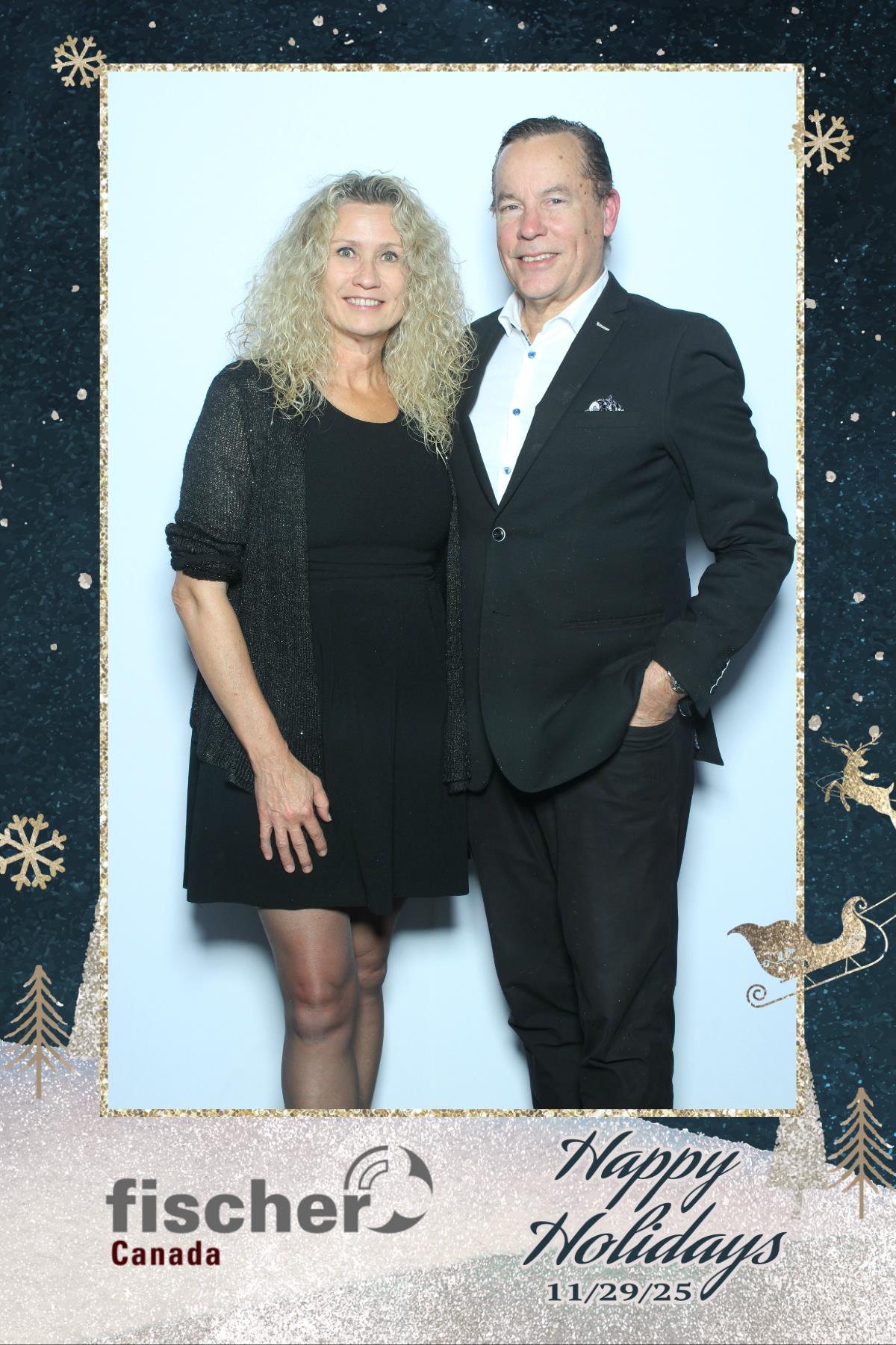 fischer Canada Holiday Party | View more photos from the event at gallery.myselfiemirror.ca/u/romanmyselfiemirrorca/fischer-Canada-Holiday-Party-0