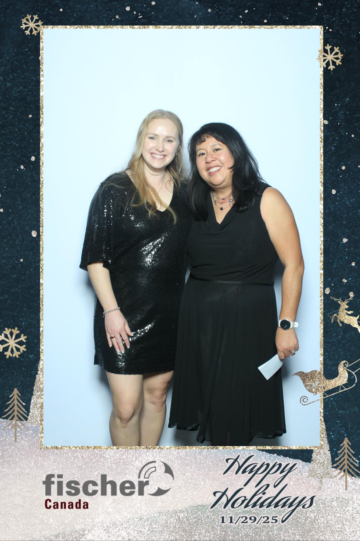 fischer Canada Holiday Party | View more photos from the event at gallery.myselfiemirror.ca/u/romanmyselfiemirrorca/fischer-Canada-Holiday-Party-0